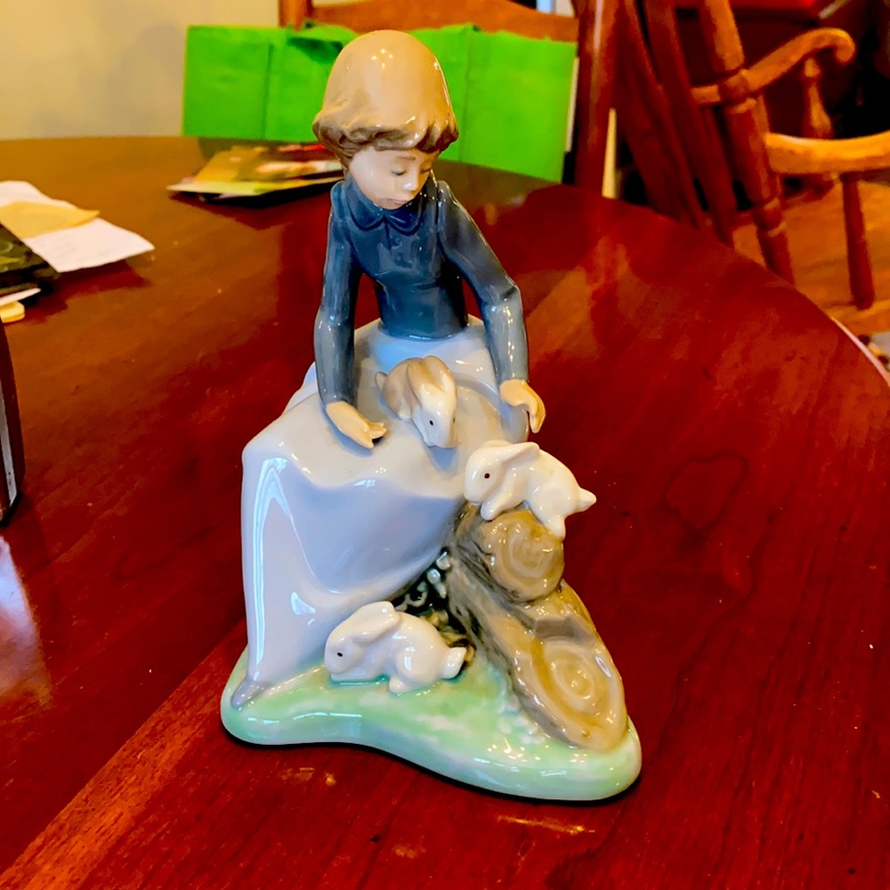 Lladro figure lady with bunnies